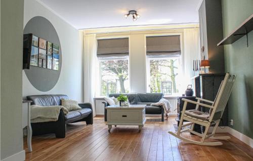 Scharendijke House | Amazing Home In Scharendijke With Wifi