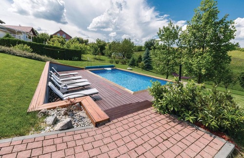 Kupinecki Kraljevec House | Amazing home in Starjak with WiFi