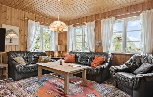 Kegnæshøj House | Amazing Home In Sydals With Wifi
