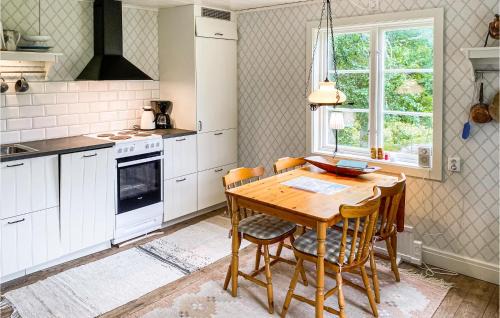 Tjallmo House | Amazing Home In Tjällmo