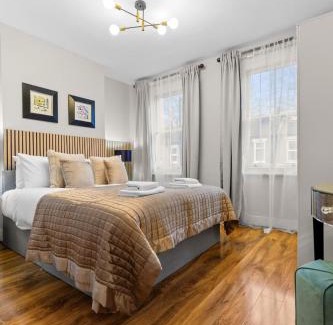Stratford and New Town House | Amazing House Stratford London