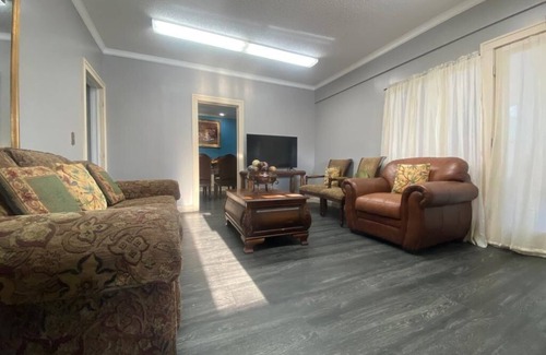 Willmar House | Amazing & HUGE 3-Bedroom Home In Willmar MN-SAVE COST