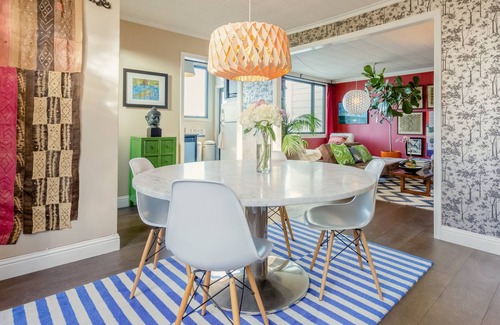 Russian Hill Apartment | Amazing Location with Breathtaking 180° Bay Views