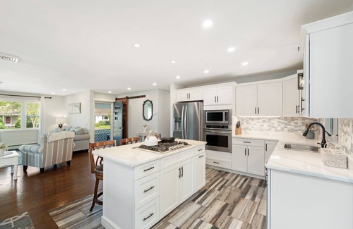 Westerly House | Amazing newly renovated home in Westerly minutes to the beach & all amenities!