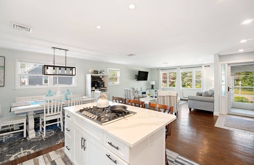 Westerly House | Amazing newly renovated home in Westerly minutes to the beach & all amenities!