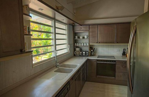 Pelican Key Villa | Amazing Ocean Front Villa in Pelican Key - Pool and Private Ocean Access