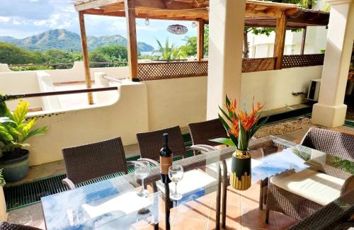 Coco Sunset Hills Apartment | Amazing Oceanview rooftop terrace walk to beach