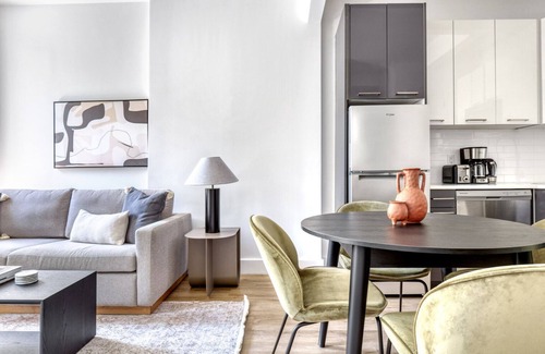 Park Slope Apartment | Amazing Park Slope 2BR w/W/D, nr Barclays Center, by Blueground