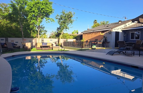 Rancho Oakey House | Amazing Pool, Spa, and Outdoor Entertainment Center