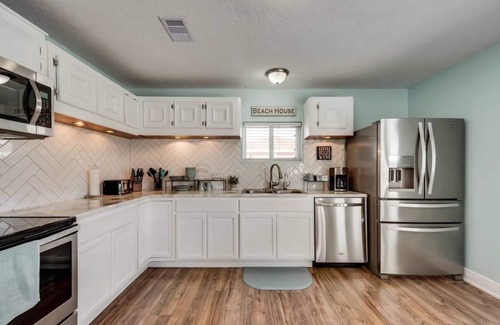 Jamaica Beach House | Amazing Private Pool! See listing for golf cart upgrade information!