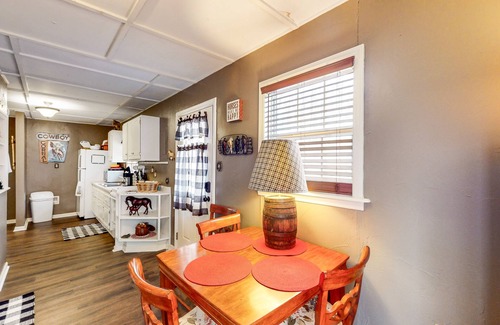Otto House | Amazing riverfront retreat with grazing horses, great views, & firepit - dogs ok