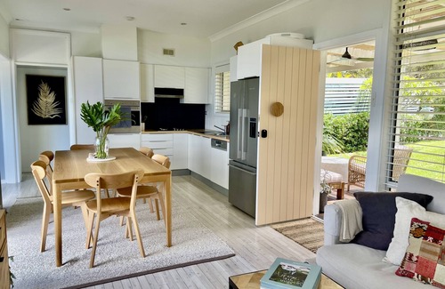 Bilgola Beach House | Amazing Views, Pool, Private Charming Beach Cottage