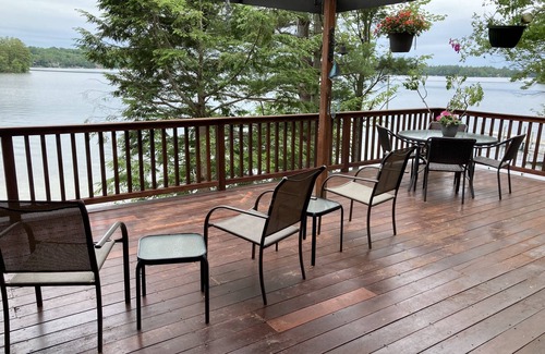 Moultonborough House | Amazing Waterfront Rental Lake Winnipesaukee NH On Bridged Island