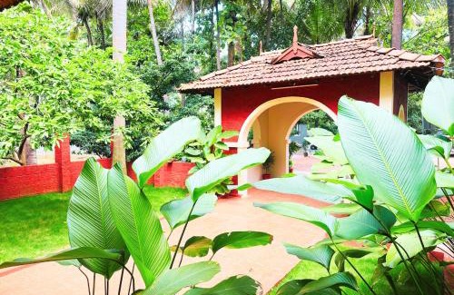 Ramanagara Villa | Ambara Kovilakam Private Pool Villa By Travent Mug