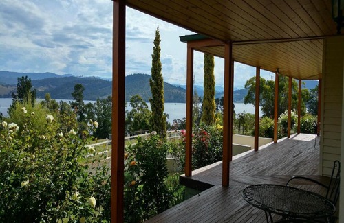 Wattle Grove Bed & Breakfast | Ambience on Huon Bed & Breakfast
