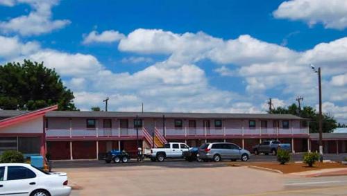 Childress Hotel | American Inn & Suites Childress