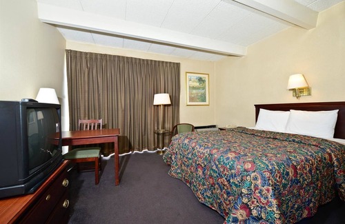 Phillipsburg Hotel | Americas Best Value Inn Phillipsburg