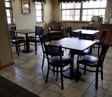 Bryant Hotel | Americas Best Value Inn Bryant