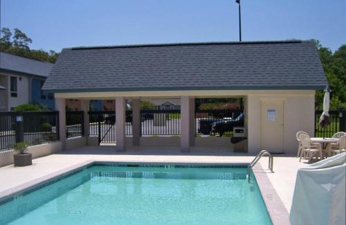 Bastrop Hotel | Americas Best Value Inn & Suites Bastrop