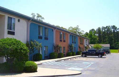 Bastrop Hotel | Americas Best Value Inn & Suites Bastrop