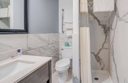 Stonington Hotel | Americas Best Value Inn Stonington Mystic