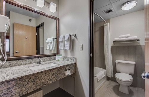 Coon Rapids Hotel | AmericInn by Wyndham Coon Rapids