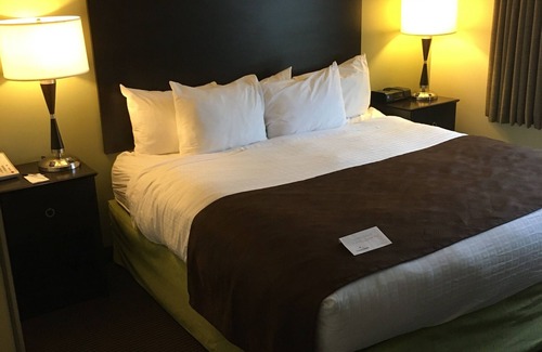 Fairfield Hotel | AmericInn by Wyndham Fairfield