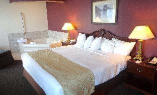 Marshall Hotel | AmericInn by Wyndham Marshall