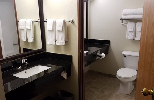 Rhinelander Hotel | AmericInn by Wyndham Rhinelander
