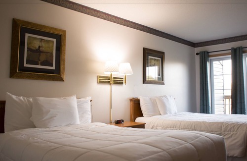 New Richmond Hotel | Amerivu Inn And Suites New Richmond
