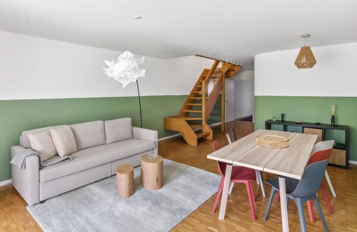 Hirslanden Apartment | Ample Beauty: Spacious Zurich Apartments