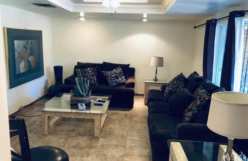 Cananea House | Amplia casa en Colonia Campestre