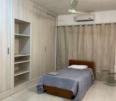 Fernando De La Mora Apartment | Amplia casa, patio y quincho a minutos de la capital