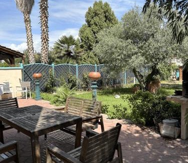 Zaragoza House | Amplio y Comodo Chalet en Zaragoza con piscina y tenis