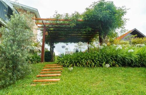 Campos do Jordao House | Amplo quintal, 4Q, 8min do Parque Capivari