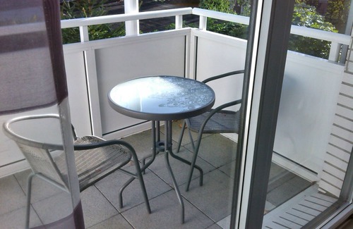 Frintrop Apartment | An apartment. near Centro O