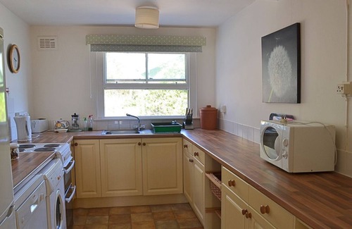 Carsethorn Cottage | An idyllic seaside cottage right on the beach with stunning views. The most perfect position for a