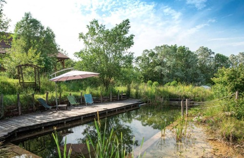 Saint Usuge House | AN OASIS WHERE TO FIND THE ESSENTIALS AND TAKE A BREAK IN CONSCIOUSNESS & IN