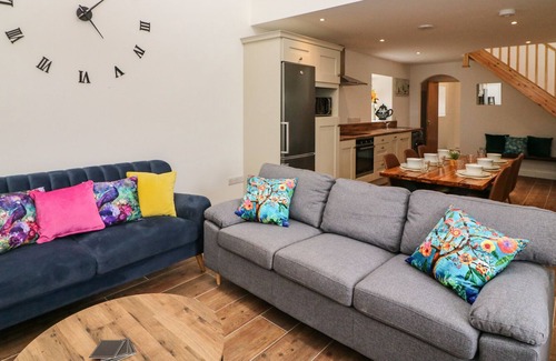 Killarney Cottage | AN SEAN TEACH, family friendly in Killarney, County Kerry