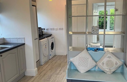 Tramore Cabin | An Teach Beag - Dunmore East