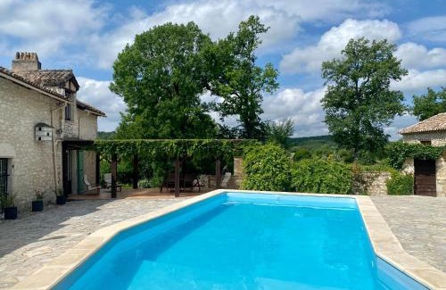 Saint-Eutrope-de-Born House | Anahata Gite