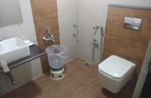 Gandhi Nagar Hotel | Anand Regency Majestic