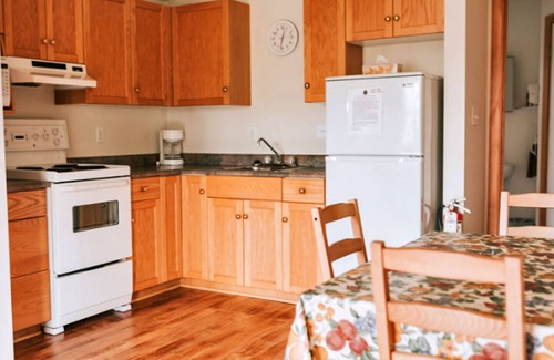 Hubbards Cottage | Anchorage House & Cottages - Hubbards Cove Cottage