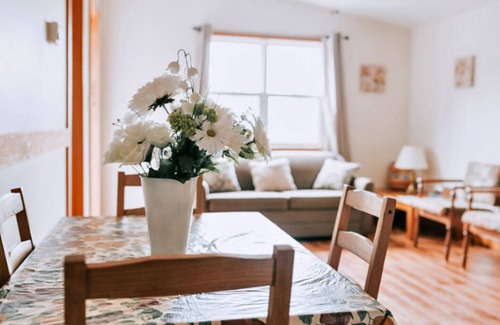 Hubbards Cottage | Anchorage House & Cottages - Hubbards Cove Cottage
