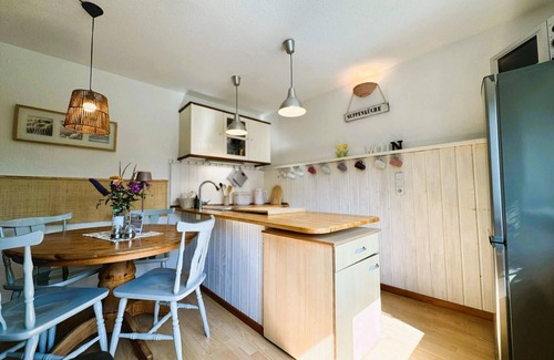 Westerholz Apartment | Anchorage "No. 8" by the sea - vacation apartment for up to 4 people (with dog)