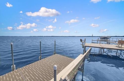 Orleans Villa | Anchors Away Cottage on Big Spirit Lake