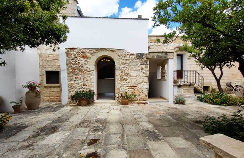 Giuggianello Apartment | Ancient farmhouse Le Bey Fausta