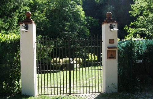 Borgo San Lorenzo House | ancient restored mole with natutal pool in the river