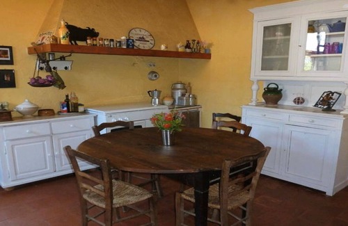Guarguale House | Ancient stone house in the village
