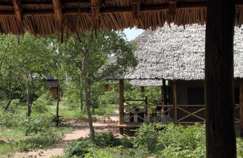 Mikumi Cabin | Angalia Tented Camp